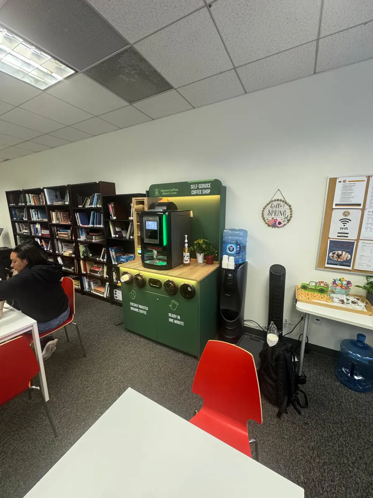 A Manna coffee kiosk in a campus library